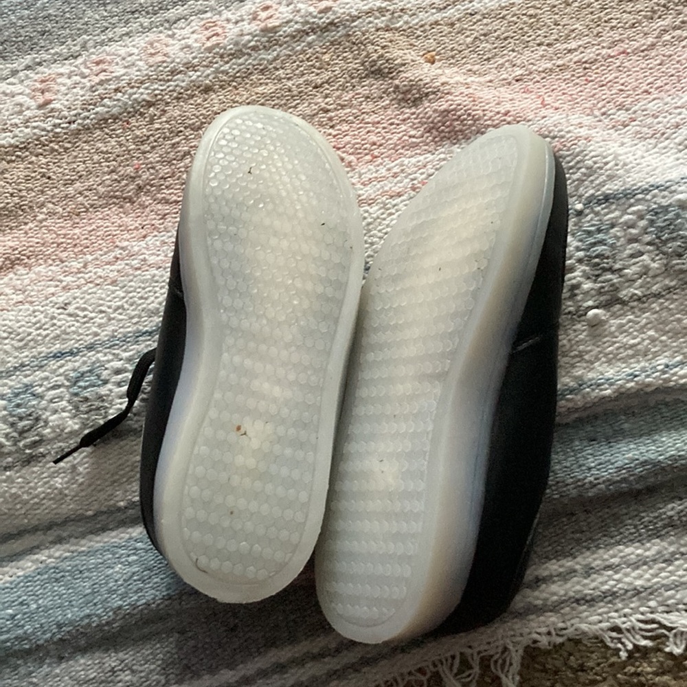 Light up sneakers - Picture 4 of 8